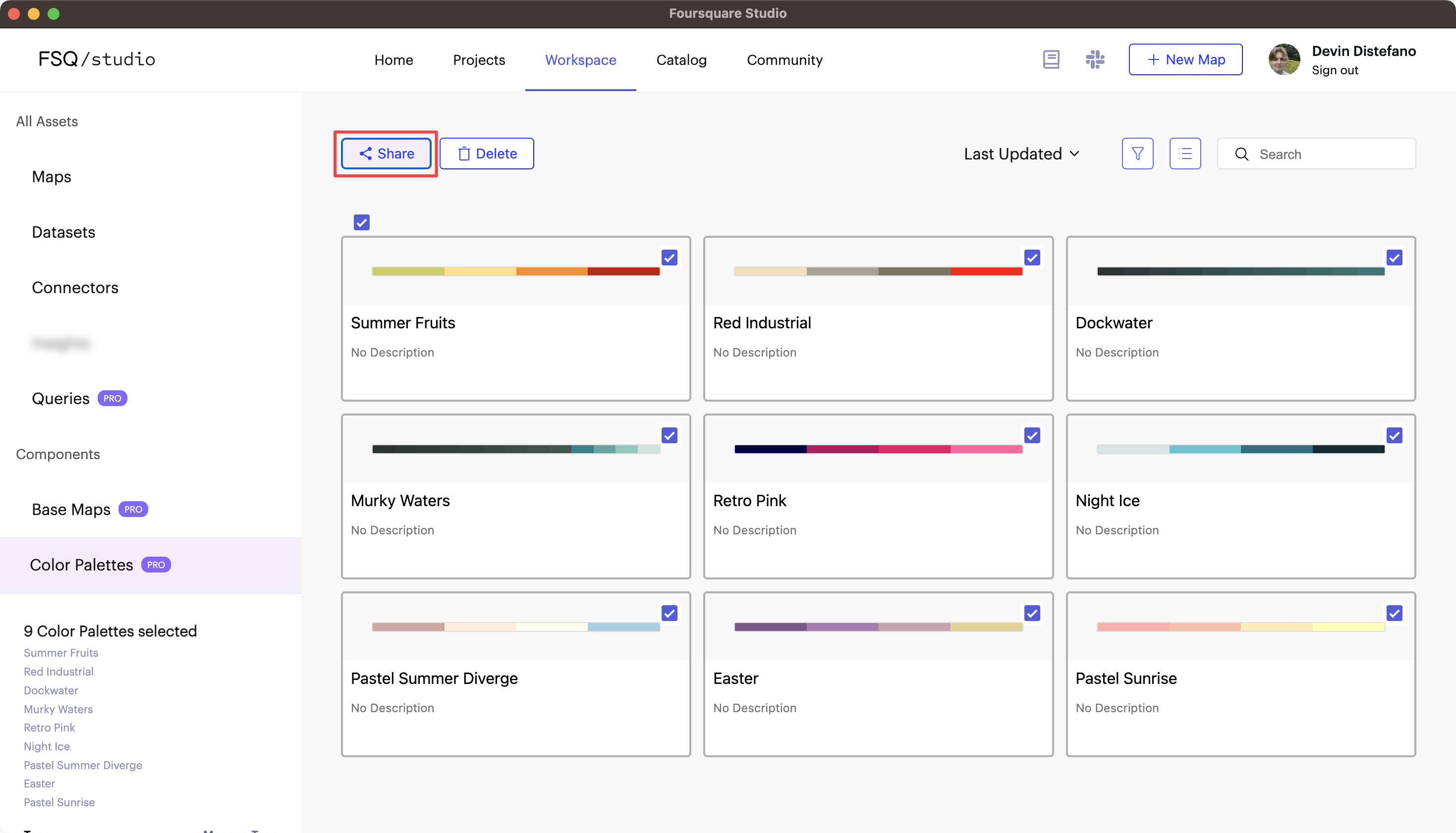 Selecting maps to share to the organization.