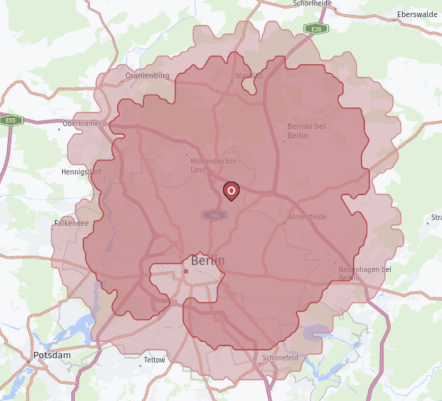 Example isoline representing the travel distance of 4 km from the center of Berlin