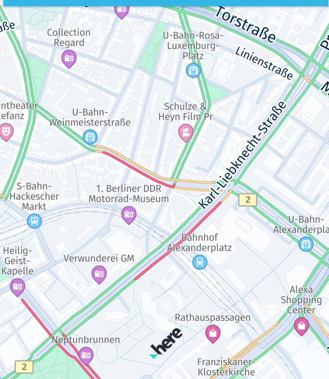 Screenshot: Traffic flow visualized on the map together with incidents.