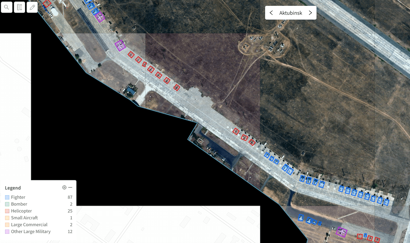 Aircraft detections at a Russian air base - as rotated bounding boxes