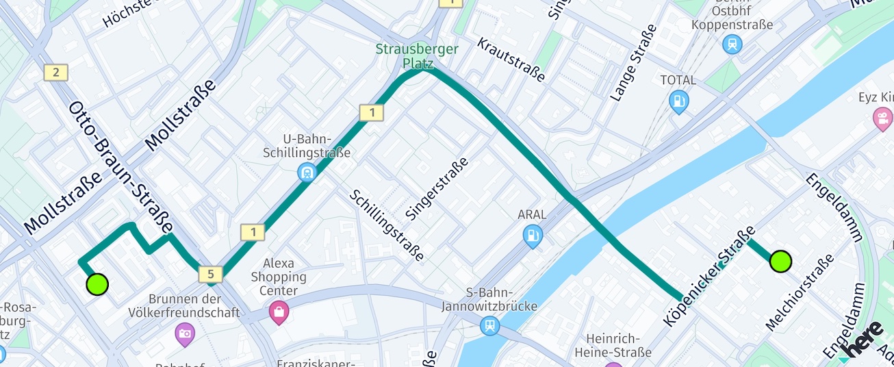 Screenshot: Showing a route on the map.