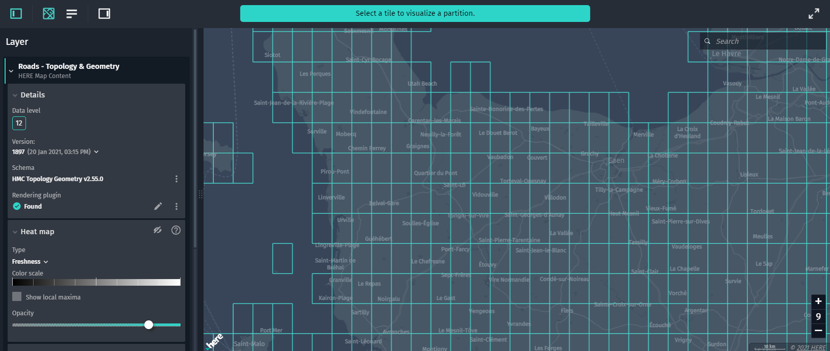 Grid with distinct borders