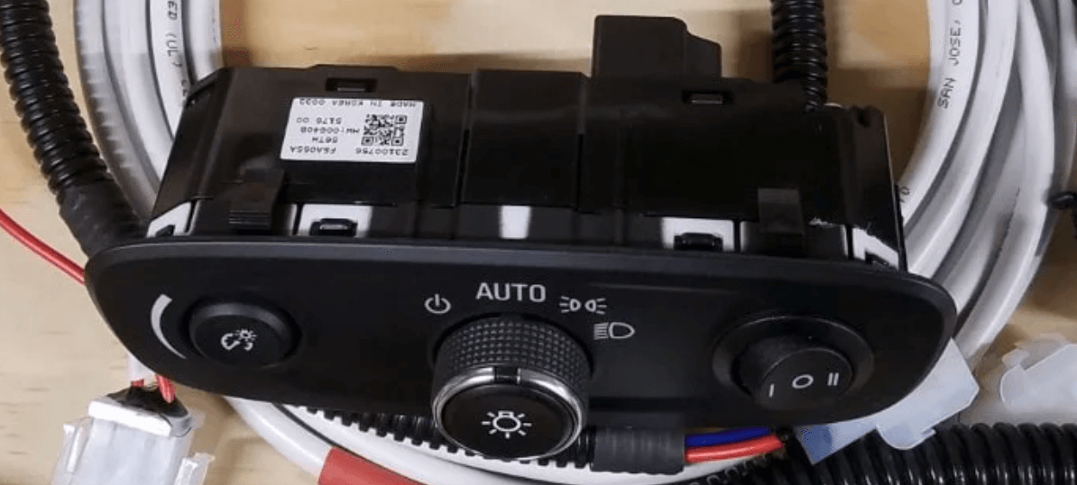 Source: [Lee & Paulding](https://leepauldinginc.square.site/product/gm-volt-malibu-harness-for-open-pilot/20?cp=true&sa=true&sbp=false&q=false)