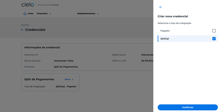 Mensagem informando que é necessário selecionar ao menos um tipo de integração para gerar a credencial. A opção 'SplitApi' está disponível para seleção