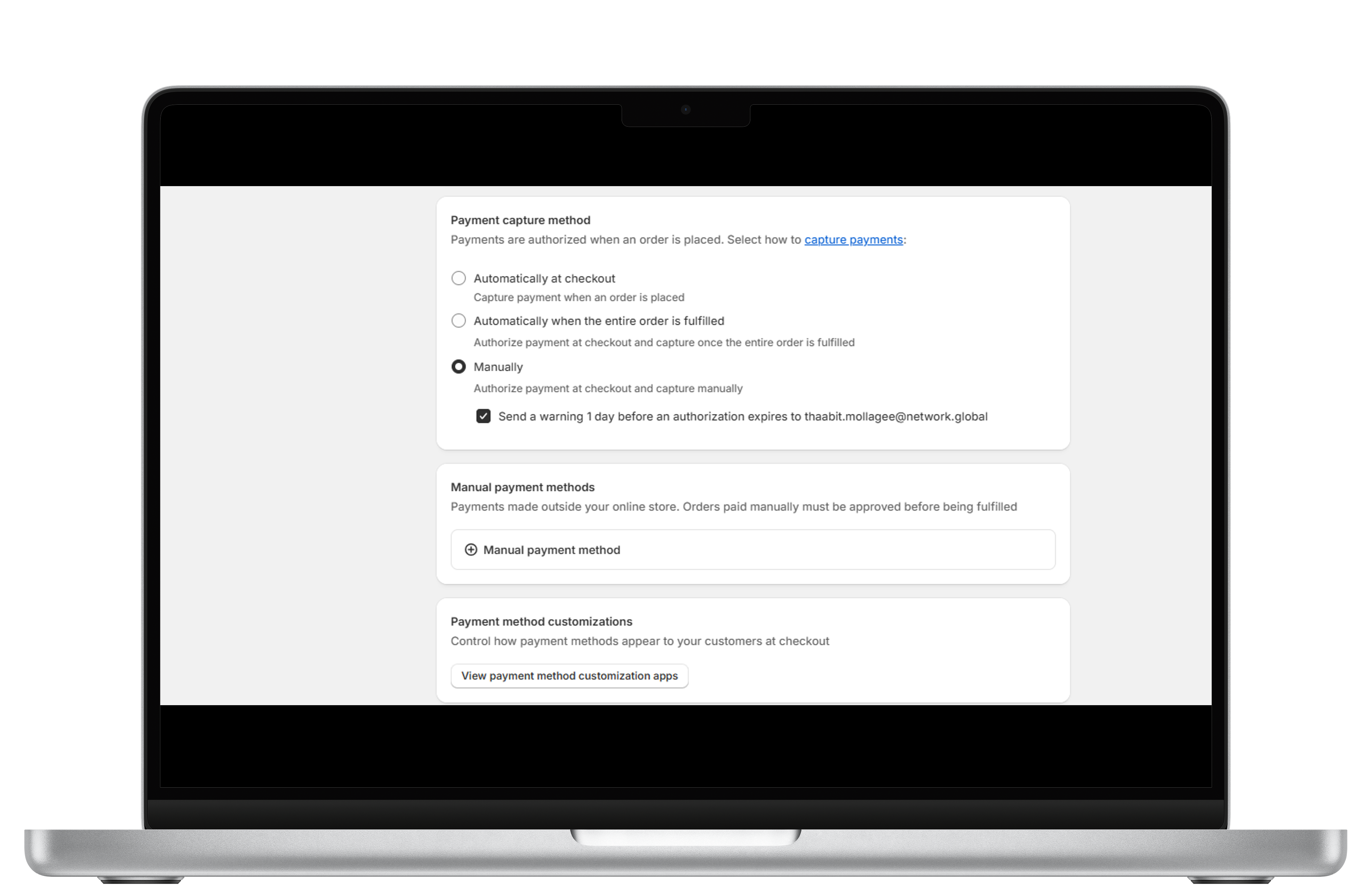 The screenshot displays the settings a merchant should enable to manually capture payments. 
